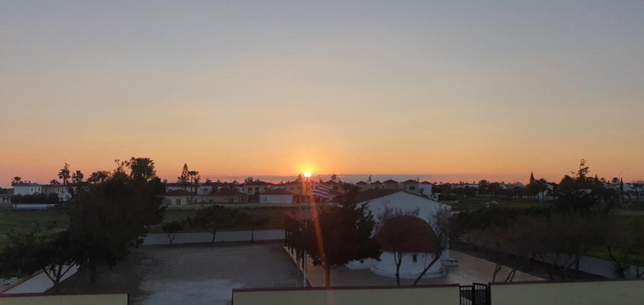 Vilă Sunset Sea View *